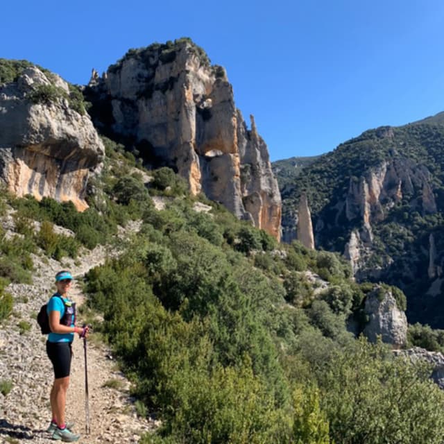 #15 Beatrice Frisland